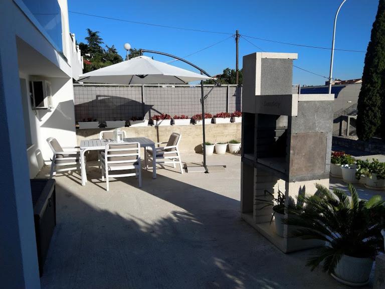 Apartment Lana Crikvenica Dış mekan fotoğraf